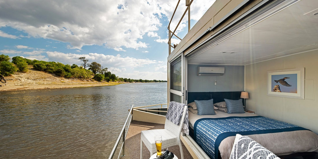 Pangolin Voyager Houseboats