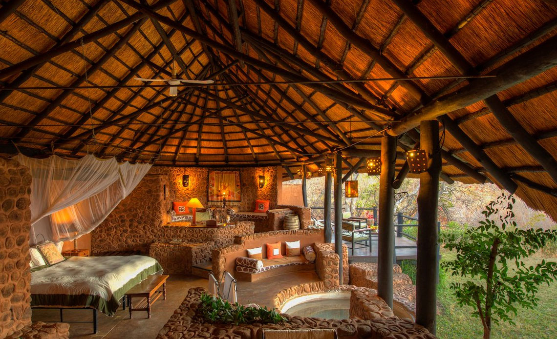 Tlou Safari Lodge